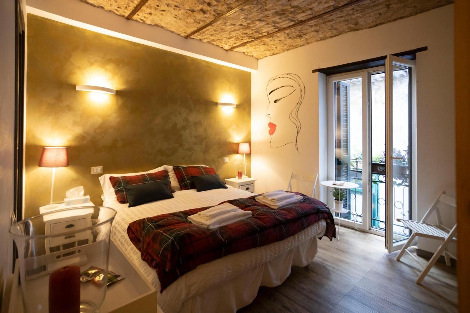 Bed and Breakfast Il Campanile à Salernes Extérieur photo